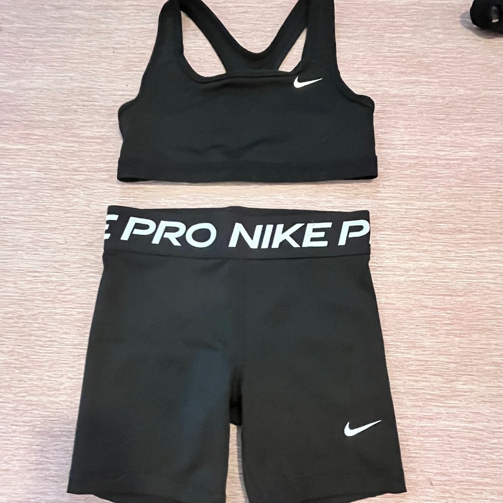Nike black set YM